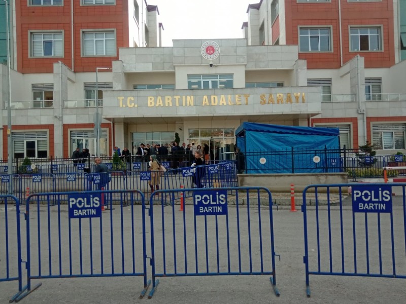 15 Saat Süren Yargılamada 9 Tahliye, 1 Tutuklama Kararı