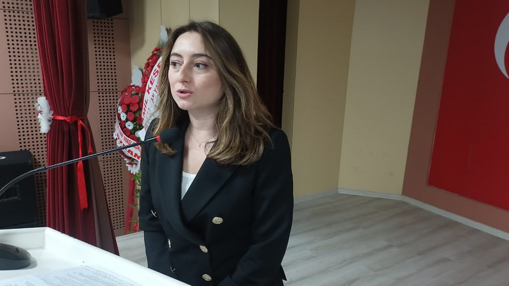 Aysu Bankoğlu Tercihini Yaptı: CHP'de Kaldı 